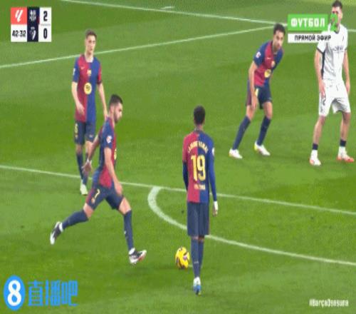 米兰VS巴萨角球，那些在禁区里飞来飞去的定位球密码
